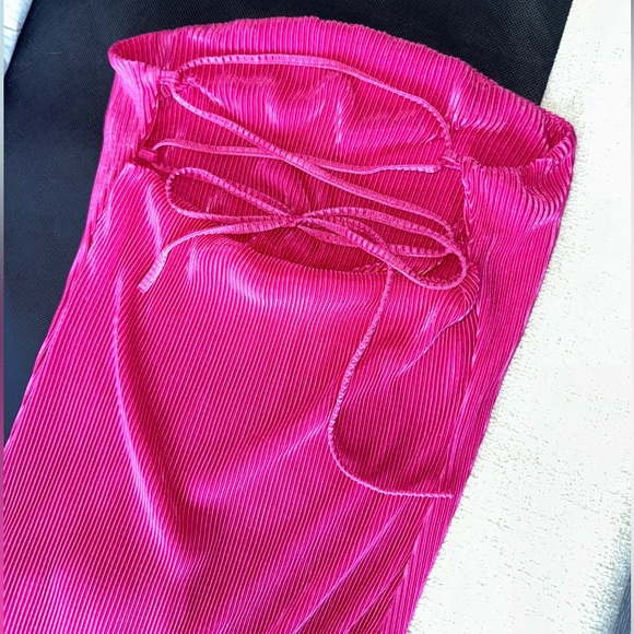 NWT Pink Ribbed/Pleated Shiny Strapless Maxi Dress with Tie Back - Picture 8 of 8